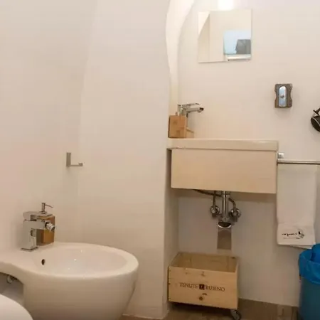 Casa Giusti 51 أوستوني