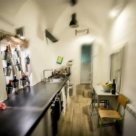 Casa Giusti 51 أوستوني