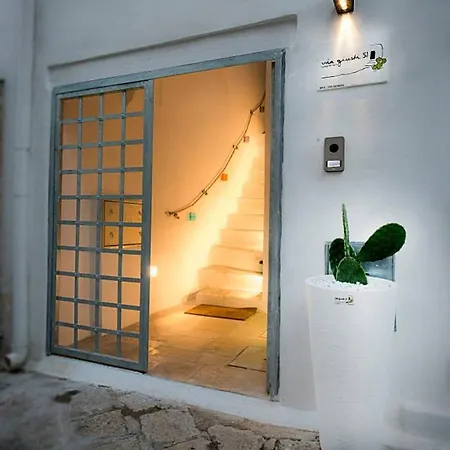 Casa Giusti 51 شقة أوستوني