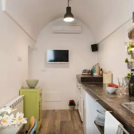 Casa Giusti 51 شقة أوستوني
